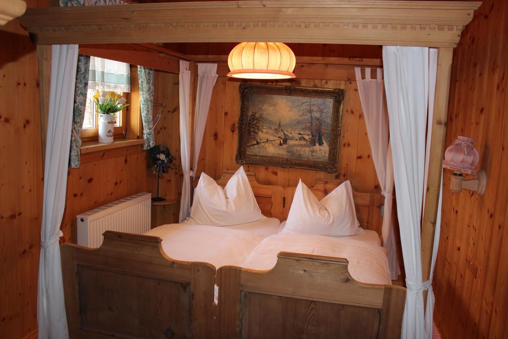 Alte Muehle Appartements Seefeld in Tirol Rum bild
